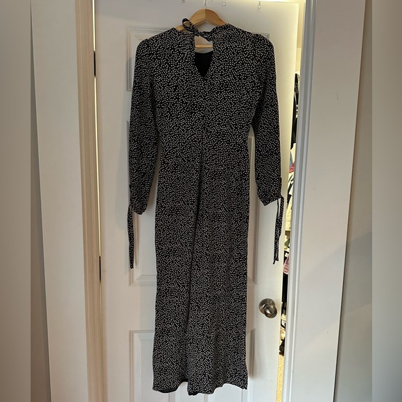 Reformation Jumpsuit (mini-floral black and white). Size 4 Petite - Picture 3 of 3